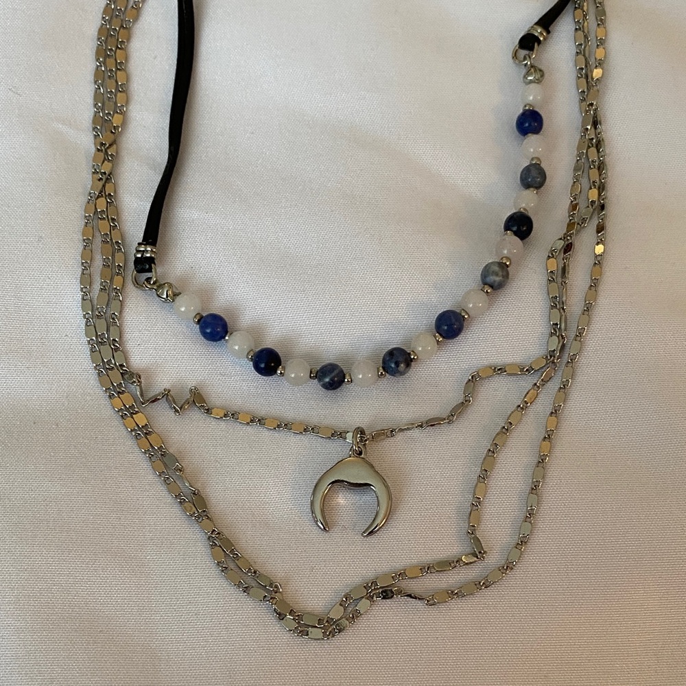 🎀 5/$20 🎀 WHBM necklace new with tags - silver a beaded string accenting